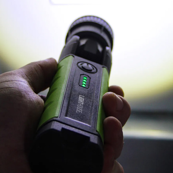 Rechargeable Zoom Lamp